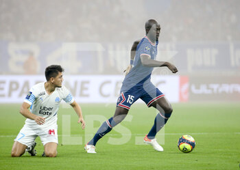 2021-10-24 - Danilo Pereira of PSG, Cengiz Under of Marseille (left) during the French championship Ligue 1 football match between Olympique de Marseille (OM) and Paris Saint-Germain (PSG) on October 24, 2021 at Stade Velodrome in Marseille, France - OLYMPIQUE DE MARSEILLE (OM) VS PARIS SAINT-GERMAIN (PSG) - FRENCH LIGUE 1 - SOCCER