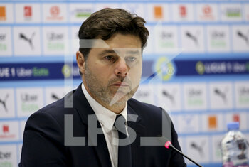 2021-10-24 - Coach of PSG Mauricio Pochettino answers to the media during the post-match press conference following the French championship Ligue 1 football match between Olympique de Marseille (OM) and Paris Saint-Germain (PSG) on October 24, 2021 at Stade Velodrome in Marseille, France - OLYMPIQUE DE MARSEILLE (OM) VS PARIS SAINT-GERMAIN (PSG) - FRENCH LIGUE 1 - SOCCER