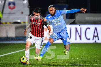 2021-10-27 - Lucas DA CUNHA of Nice and Jordan AMAVI of Marseille during the French championship Ligue 1 football match between OGC Nice and Olympique de Marseille on October 27, 2021 at Stade de l'Aube in Troyes, France - OGC NICE VS OLYMPIQUE DE MARSEILLE - FRENCH LIGUE 1 - SOCCER