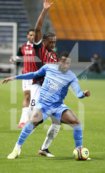 2021-10-27 - Gerson Santos da Silva of Marseille, Pablo Rosario of Nice during the French championship Ligue 1 football match between OGC Nice (OGCN) and Olympique de Marseille (OM) on October 27, 2021 at Stade de l'Aube in Troyes, France - OGC NICE VS OLYMPIQUE DE MARSEILLE - FRENCH LIGUE 1 - SOCCER