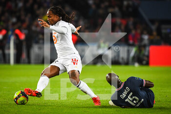 2021-10-29 - Renato SANCHES of Lille and Danilo PEREIRA of PSG during the French championship Ligue 1 football match between Paris Saint-Germain and LOSC Lille on October 29, 2021 at Parc des Princes stadium in Paris, France - PARIS SAINT-GERMAIN VS LOSC LILLE - FRENCH LIGUE 1 - SOCCER