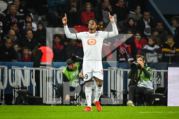 2021-10-29 - Jonathan DAVID of Lille celebrates his goal during the French championship Ligue 1 football match between Paris Saint-Germain and LOSC Lille on October 29, 2021 at Parc des Princes stadium in Paris, France - PARIS SAINT-GERMAIN VS LOSC LILLE - FRENCH LIGUE 1 - SOCCER