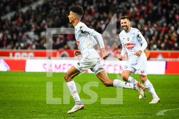 2021-11-06 - Azzedine OUNAHI of Angers celebrates his goal during the French championship Ligue 1 football match between LOSC Lille and SCO Angers on November 6, 2021 at Pierre Mauroy stadium in Villeneuve-d'Ascq near Lille, France - LOSC LILLE VS SCO ANGERS - FRENCH LIGUE 1 - SOCCER