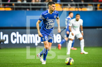2021-11-21 - Jimmy GIRAUDON of ESTAC Troyes during the French championship Ligue 1 football match between ESTAC Troyes and AS Saint-Etienne on November 21, 2021 at Stade de l'Aube in Troyes, France - ESTAC TROYES VS AS SAINT-ETIENNE - FRENCH LIGUE 1 - SOCCER