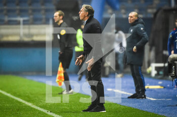 2021-11-21 - Claude PUEL of Saint Etienne during the French championship Ligue 1 football match between ESTAC Troyes and AS Saint-Etienne on November 21, 2021 at Stade de l'Aube in Troyes, France - ESTAC TROYES VS AS SAINT-ETIENNE - FRENCH LIGUE 1 - SOCCER