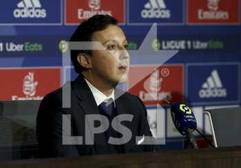 2021-11-21 - President of Olympique de Marseille Pablo Longoria answers to the media during a press conference after the match was stopped after few minutes when Dimitri Payet of OM received a plastic water bottle on the head thrown from the OL kop during the French championship Ligue 1 football match between Olympique Lyonnais (OL) and Olympique de Marseille (OM) on November 21, 2021 at Groupama stadium in Decines-Charpieu near Lyon, France - OLYMPIQUE LYONNAIS (OL) VS OLYMPIQUE DE MARSEILLE (OM) - FRENCH LIGUE 1 - SOCCER