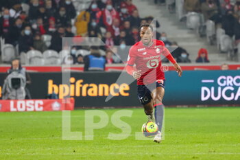 2021-11-27 - Renato SANCHES 18 LOSC during the French championship Ligue 1 football match between LOSC Lille and FC Nantes on November 27, 2021 at Pierre Mauroy stadium in Villeneuve-d'Ascq near Lille, France - LOSC LILLE VS FC NANTES - FRENCH LIGUE 1 - SOCCER