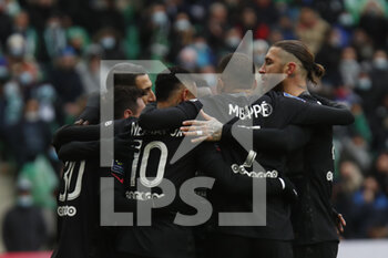 2021-11-28 - Sergio RAMOS of Paris and NEYMAR Jr of Paris and Lionel MESSI of Paris and Angel DI MARIA of Paris and Kylian MBAPPE of Paris during the French championship Ligue 1 football match between AS Saint-Etienne and Paris Saint-Germain on November 28, 2021 at Geoffroy Guichard stadium in Saint-Etienne, France - AS SAINT-ETIENNE (ASSE) VS PARIS SAINT-GERMAIN (PSG) - FRENCH LIGUE 1 - SOCCER