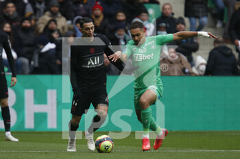 2021-11-28 - Angel DI MARIA of Paris and Yvan MACON of Saint Etienne during the French championship Ligue 1 football match between AS Saint-Etienne and Paris Saint-Germain on November 28, 2021 at Geoffroy Guichard stadium in Saint-Etienne, France - AS SAINT-ETIENNE (ASSE) VS PARIS SAINT-GERMAIN (PSG) - FRENCH LIGUE 1 - SOCCER
