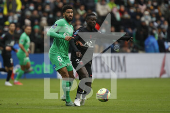 2021-11-28 - Idrissa GUEYE of Paris and Mahdi CAMARA of Saint Etienne during the French championship Ligue 1 football match between AS Saint-Etienne and Paris Saint-Germain on November 28, 2021 at Geoffroy Guichard stadium in Saint-Etienne, France - AS SAINT-ETIENNE (ASSE) VS PARIS SAINT-GERMAIN (PSG) - FRENCH LIGUE 1 - SOCCER