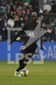 2021-11-28 - Danilo PEREIRA of Paris during the French championship Ligue 1 football match between AS Saint-Etienne and Paris Saint-Germain on November 28, 2021 at Geoffroy Guichard stadium in Saint-Etienne, France - AS SAINT-ETIENNE (ASSE) VS PARIS SAINT-GERMAIN (PSG) - FRENCH LIGUE 1 - SOCCER