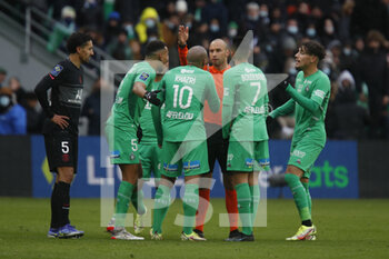 2021-11-28 - Referee Jerome BRISARD and Wahbi KHAZRI of Saint Etienne and Thimothée KOLODZIEJCZAK of Saint Etienne during the French championship Ligue 1 football match between AS Saint-Etienne and Paris Saint-Germain on November 28, 2021 at Geoffroy Guichard stadium in Saint-Etienne, France - AS SAINT-ETIENNE (ASSE) VS PARIS SAINT-GERMAIN (PSG) - FRENCH LIGUE 1 - SOCCER