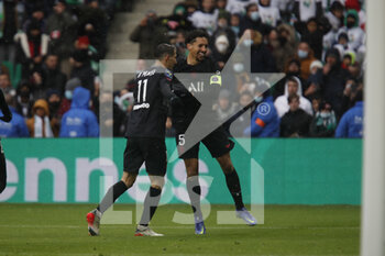 2021-11-28 - MARQUINHOS of Paris celebrate the goal and Angel DI MARIA of Paris during the French championship Ligue 1 football match between AS Saint-Etienne and Paris Saint-Germain on November 28, 2021 at Geoffroy Guichard stadium in Saint-Etienne, France - AS SAINT-ETIENNE (ASSE) VS PARIS SAINT-GERMAIN (PSG) - FRENCH LIGUE 1 - SOCCER
