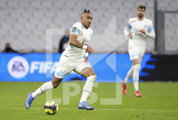 2021-11-28 - Dimitri Payet of Marseille during the French championship Ligue 1 football match between Olympique de Marseille and ESTAC Troyes on November 28, 2021 at Orange Velodrome stadium in Marseille, France - OLYMPIQUE DE MARSEILLE VS ESTAC TROYES - FRENCH LIGUE 1 - SOCCER