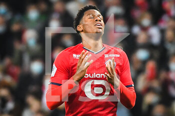 2021-12-12 - Jonathan DAVID of Lille looks dejected during the French championship Ligue 1 football match between LOSC Lille and Olympique Lyonnais (Lyon) on December 12, 2021 at Pierre Mauroy stadium in Villeneuve-d'Ascq near Lille, France - LOSC LILLE VS OLYMPIQUE LYONNAIS (LYON) - FRENCH LIGUE 1 - SOCCER
