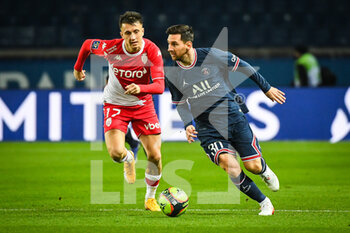2021-12-12 - Aleksandr GOLOVIN of Monaco and Lionel (Leo) MESSI of PSG during the French championship Ligue 1 football match between Paris Saint-Germain and AS Monaco on December 12, 2021 at Parc des Princes stadium in Paris, France - PARIS SAINT-GERMAIN VS AS MONACO - FRENCH LIGUE 1 - SOCCER