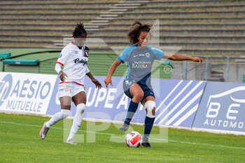2021-08-28 - Aissata Traore of EA Guingamp and Anaelle Tchakounte of Paris FC fight for the ball during the Women's French championship Arkema football match between Paris FC and EA Guingamp on August 28, 2021 at Robert Bobin stadium in Bondoufle, France - Photo Melanie Laurent / A2M Sport Consulting / DPPI - PARIS FC VS EA GUINGAMP - FRENCH WOMEN DIVISION 1 - SOCCER
