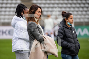 2021-12-12 - Gaetane Thiney of Paris FC ahead of the Women's French championship D1 Arkema football match between Paris FC and Olympique Lyonnais on December 12, 2021 at Charlety stadium in Paris, France - PARIS FC VS OLYMPIQUE LYONNAIS - FRENCH WOMEN DIVISION 1 - SOCCER