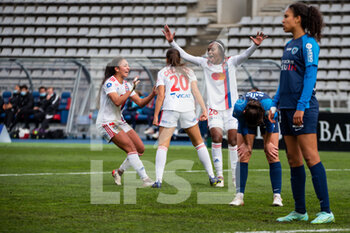 2021-12-12 - Delphine Cascarino of Olympique Lyonnais celebrates after scoring during the Women's French championship D1 Arkema football match between Paris FC and Olympique Lyonnais on December 12, 2021 at Charlety stadium in Paris, France - PARIS FC VS OLYMPIQUE LYONNAIS - FRENCH WOMEN DIVISION 1 - SOCCER