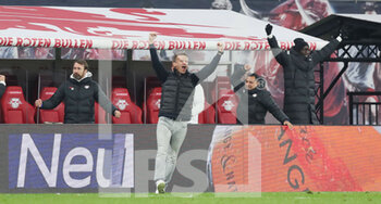 2021-11-06 - RB Leipzig coach Jesse Marsch celebrates during the German championship Bundesliga football match between RB Leipzig and Borussia Dortmund on November 6, 2021 at Red Bull Arena in Leipzig, Germany - RB LEIPZIG VS BORUSSIA DORTMUND - GERMAN BUNDESLIGA - SOCCER