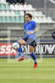 2021-10-22 - Elena Linari of Italy in action during the UEFA women's world cup qualifying round between ITALIA and CROATIA at Stadio Teofilo Patini on October 22, 2021 in Castel di Sangro, Italy. - QUALIFICAZIONI MONDIALI 2023 - ITALIA FEMMINILE VS CROAZIA - FIFA WORLD CUP - SOCCER