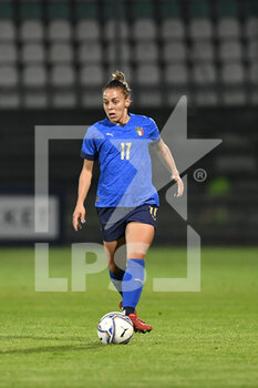 2021-10-22 - Lisa Boattin  of Italy in action during the UEFA women's world cup qualifying round between ITALIA and CROATIA at Stadio Teofilo Patini on October 22, 2021 in Castel di Sangro, Italy. - QUALIFICAZIONI MONDIALI 2023 - ITALIA FEMMINILE VS CROAZIA - FIFA WORLD CUP - SOCCER