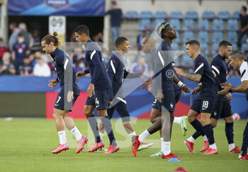 2021-09-01 - Antoine Griezmann, Raphael Varane, Kylian Mbappe, Paul Pogba of France warm up before the FIFA World Cup Qatar 2022, Qualifiers, Group D football match between France and Bosnia and Herzegovina on September 1, 2021 at Stade de La Meinau in Strasbourg, France - FIFA WORLD CUP QATAR 2022, QUALIFIERS, GROUP D - FRANCE AND BOSNIA AND HERZEGOVINA - FIFA WORLD CUP - SOCCER