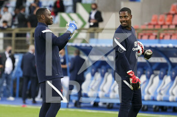 2021-09-01 - Goalkeepers of France Steve Mandanda, Mike Maignan during the FIFA World Cup Qatar 2022, Qualifiers, Group D football match between France and Bosnia and Herzegovina on September 1, 2021 at Stade de La Meinau in Strasbourg, France - FIFA WORLD CUP QATAR 2022, QUALIFIERS, GROUP D - FRANCE AND BOSNIA AND HERZEGOVINA - FIFA WORLD CUP - SOCCER