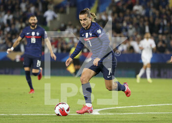 2021-09-01 - Antoine Griezmann of France during the FIFA World Cup Qatar 2022, Qualifiers, Group D football match between France and Bosnia and Herzegovina on September 1, 2021 at Stade de La Meinau in Strasbourg, France - FIFA WORLD CUP QATAR 2022, QUALIFIERS, GROUP D - FRANCE AND BOSNIA AND HERZEGOVINA - FIFA WORLD CUP - SOCCER
