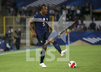 2021-09-01 - Jules Kounde of France during the FIFA World Cup Qatar 2022, Qualifiers, Group D football match between France and Bosnia and Herzegovina on September 1, 2021 at Stade de La Meinau in Strasbourg, France - FIFA WORLD CUP QATAR 2022, QUALIFIERS, GROUP D - FRANCE AND BOSNIA AND HERZEGOVINA - FIFA WORLD CUP - SOCCER