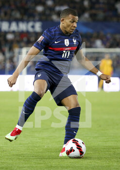 2021-09-01 - Kylian Mbappe of France during the FIFA World Cup Qatar 2022, Qualifiers, Group D football match between France and Bosnia and Herzegovina on September 1, 2021 at Stade de La Meinau in Strasbourg, France - Photo Jean Catuffe / DPPI - FIFA WORLD CUP QATAR 2022, QUALIFIERS, GROUP D - FRANCE AND BOSNIA AND HERZEGOVINA - FIFA WORLD CUP - SOCCER