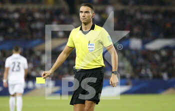 2021-09-01 - Referee Sandro Schaerer of Switzerland during the FIFA World Cup Qatar 2022, Qualifiers, Group D football match between France and Bosnia and Herzegovina on September 1, 2021 at Stade de La Meinau in Strasbourg, France - Photo Jean Catuffe / DPPI - FIFA WORLD CUP QATAR 2022, QUALIFIERS, GROUP D - FRANCE AND BOSNIA AND HERZEGOVINA - FIFA WORLD CUP - SOCCER