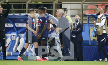 2021-09-01 - Lucas Digne of France talks to coach of Team France Didier Deschamps during the FIFA World Cup Qatar 2022, Qualifiers, Group D football match between France and Bosnia and Herzegovina on September 1, 2021 at Stade de La Meinau in Strasbourg, France - Photo Jean Catuffe / DPPI - FIFA WORLD CUP QATAR 2022, QUALIFIERS, GROUP D - FRANCE AND BOSNIA AND HERZEGOVINA - FIFA WORLD CUP - SOCCER