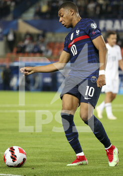 2021-09-01 - Kylian Mbappe of France during the FIFA World Cup Qatar 2022, Qualifiers, Group D football match between France and Bosnia and Herzegovina on September 1, 2021 at Stade de La Meinau in Strasbourg, France - FIFA WORLD CUP QATAR 2022, QUALIFIERS, GROUP D - FRANCE AND BOSNIA AND HERZEGOVINA - FIFA WORLD CUP - SOCCER