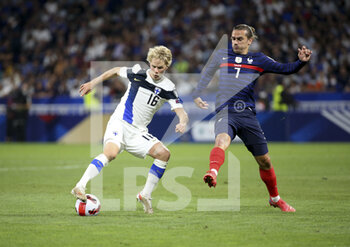 2021-09-07 - Uhro Nissila of Finland, Antoine Griezmann of France during the FIFA World Cup Qatar 2022, Qualifiers, Group D football match between France and Finland on September 7, 2021 at Groupama stadium in Decines-Charpieu near Lyon, France - FIFA WORLD CUP QATAR 2022, QUALIFIERS, GROUP D - FRANCE AND FINLAND - FIFA WORLD CUP - SOCCER