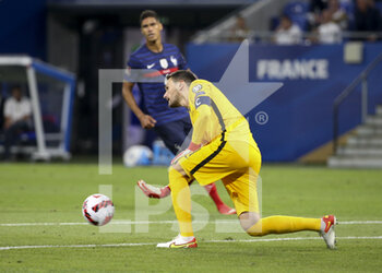 2021-09-07 - Goalkeeper of France Hugo Lloris during the FIFA World Cup Qatar 2022, Qualifiers, Group D football match between France and Finland on September 7, 2021 at Groupama stadium in Decines-Charpieu near Lyon, France - FIFA WORLD CUP QATAR 2022, QUALIFIERS, GROUP D - FRANCE AND FINLAND - FIFA WORLD CUP - SOCCER