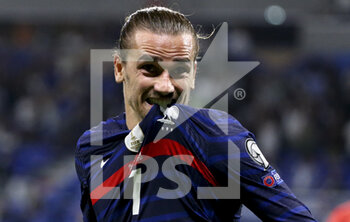 2021-09-07 - Antoine Griezmann of France celebrates his second goal during the FIFA World Cup Qatar 2022, Qualifiers, Group D football match between France and Finland on September 7, 2021 at Groupama stadium in Decines-Charpieu near Lyon, France - FIFA WORLD CUP QATAR 2022, QUALIFIERS, GROUP D - FRANCE AND FINLAND - FIFA WORLD CUP - SOCCER