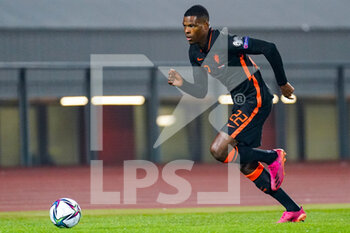 2021-10-08 - Denzel Dumfries of the Netherlands during the FIFA World Cup 2022, Qualifiers football match between Latvia and Netherlands on October 8, 2021 at Daugava Stadium in Riga, Latvia - FIFA WORLD CUP 2022, QUALIFIERS - LATVIA AND NETHERLANDS - FIFA WORLD CUP - SOCCER