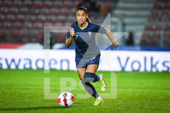 2021-10-22 - Sakina KARCHAOUI of France during the FIFA Women's World Cup 2023, Qualifiers Group I football match between France and Estonia on October 22, 2021 at Dominique Duvauchelle stadium in Créteil, France - FIFA WOMEN'S WORLD CUP 2023, QUALIFIERS GROUP I - FRANCE VS ESTONIA - FIFA WORLD CUP - SOCCER