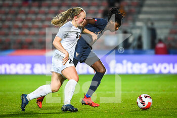2021-10-22 - Emma TREIBERG of Estonia and Aissatou TOUNKARA of France during the FIFA Women's World Cup 2023, Qualifiers Group I football match between France and Estonia on October 22, 2021 at Dominique Duvauchelle stadium in Créteil, France - FIFA WOMEN'S WORLD CUP 2023, QUALIFIERS GROUP I - FRANCE VS ESTONIA - FIFA WORLD CUP - SOCCER