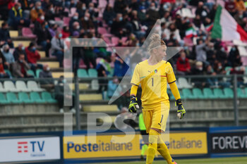 2021-10-22 - Katja Schroffenegger of Italy during the FIFA Women's World Cup 2023 Qualifications football match between Italy and Croatia at the Teofilo Patini stadium in Città Castel di Sangro on October 22th 2021 - FIFA WOMEN'S WORLD CUP 2023 QUALIFICATION - ITALY VS CROATIA INT - FIFA WORLD CUP - SOCCER