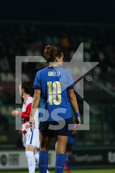 2021-10-22 - Cristiana Girelli of Italy  during the FIFA Women's World Cup 2023 Qualifications football match between Italy and Croatia at the Teofilo Patini stadium in Città Castel di Sangro on October 22th 2021 - FIFA WOMEN'S WORLD CUP 2023 QUALIFICATION - ITALY VS CROATIA INT - FIFA WORLD CUP - SOCCER