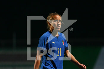 2021-10-22 - Valentina Cernoia of Italy  during the FIFA Women's World Cup 2023 Qualifications football match between Italy and Croatia at the Teofilo Patini stadium in Città Castel di Sangro on October 22th 2021 - FIFA WOMEN'S WORLD CUP 2023 QUALIFICATION - ITALY VS CROATIA INT - FIFA WORLD CUP - SOCCER
