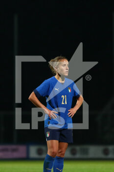 2021-10-22 - Valentina Cernoia of Italy during the FIFA Women's World Cup 2023 Qualifications football match between Italy and Croatia at the Teofilo Patini stadium in Città Castel di Sangro on October 22th 2021 - FIFA WOMEN'S WORLD CUP 2023 QUALIFICATION - ITALY VS CROATIA INT - FIFA WORLD CUP - SOCCER
