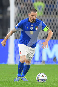 2021-11-12 - ROME, ITALY -  November 12 :  Leonardo Bonucci    of Italy in Action during the World Cup Qualifiers Group C soccer match between  Italy and Svizzera  at Stadio Olimpico on November 12,2021 in Rome,Italy - FIFA WORLD CUP QATAR 2022 QUALIFIERS - ITALY VS SWITZERLAND - FIFA WORLD CUP - SOCCER