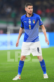 2021-11-12 - ROME, ITALY -  November 12 :  Luiz Jorginho  of Italy in Action during the World Cup Qualifiers Group C soccer match between  Italy and Svizzera  at Stadio Olimpico on November 12,2021 in Rome,Italy - FIFA WORLD CUP QATAR 2022 QUALIFIERS - ITALY VS SWITZERLAND - FIFA WORLD CUP - SOCCER