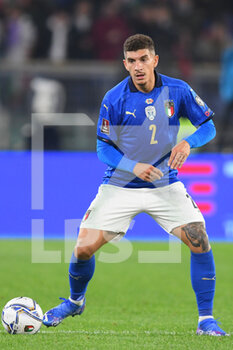 2021-11-12 - ROME, ITALY -  November 12 :  Giovanni Di Lorenzo of Italy in Action during the World Cup Qualifiers Group C soccer match between  Italy and Svizzera  at Stadio Olimpico on November 12,2021 in Rome,Italy - FIFA WORLD CUP QATAR 2022 QUALIFIERS - ITALY VS SWITZERLAND - FIFA WORLD CUP - SOCCER