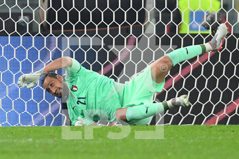 2021-11-12 - ROME, ITALY -  November 12 :  Gianluigi Donnarumma of Italy in Action during the World Cup Qualifiers Group C soccer match between  Italy and Svizzera  at Stadio Olimpico on November 12,2021 in Rome,Italy - FIFA WORLD CUP QATAR 2022 QUALIFIERS - ITALY VS SWITZERLAND - FIFA WORLD CUP - SOCCER