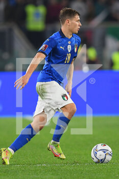 2021-11-12 - ROME, ITALY -  November 12 : Nicolo' Barella  of Italy in Action during the World Cup Qualifiers Group C soccer match between  Italy and Svizzera  at Stadio Olimpico on November 12,2021 in Rome,Italy - FIFA WORLD CUP QATAR 2022 QUALIFIERS - ITALY VS SWITZERLAND - FIFA WORLD CUP - SOCCER