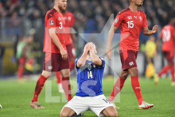 2021-11-12 - ROME, ITALY - November 12 : Federico Chiesa gestures  during  World qualifiers group C soccer match between  
Italy and Svizzera  at Stadio Olimpico on November 12,2021 in Rome Italy - FIFA WORLD CUP QATAR 2022 QUALIFIERS - ITALY VS SWITZERLAND - FIFA WORLD CUP - SOCCER